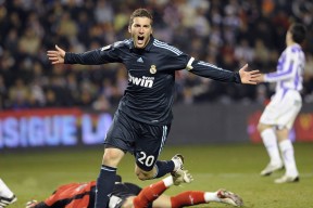 开云电竞-CBA球员用实力赢得球迷喝彩，cba球员用实力赢得球迷喝彩的是谁